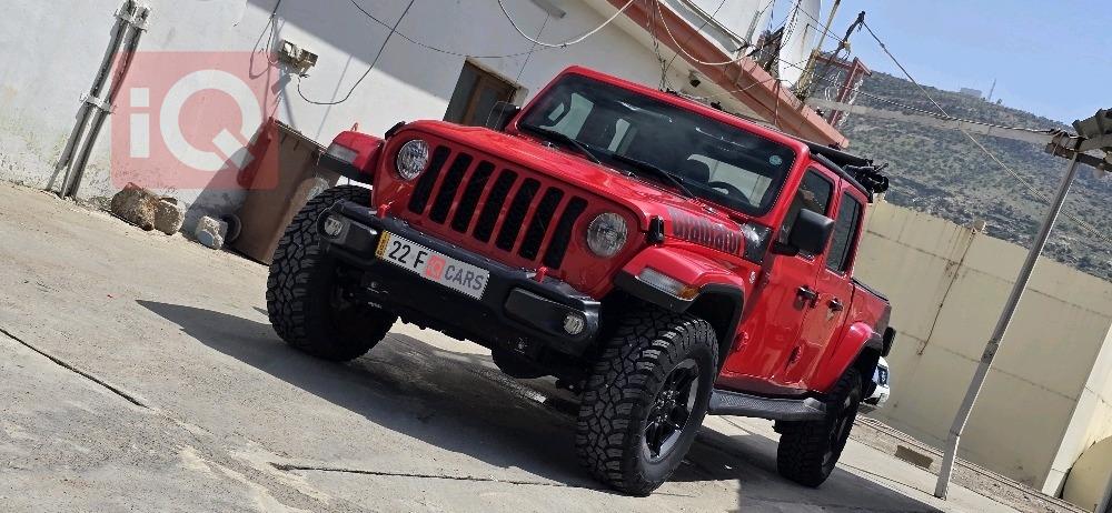 جيب جلاديتور